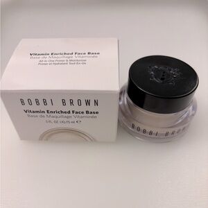Bobbi Brown Vitamin Enriched Face Base Moisturizer & Primer